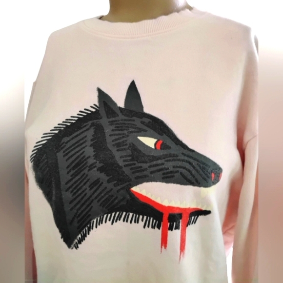 Rose Of Mercy | Pink Crew Neck Sweatshirt with Wolf Design | Size Medium - Picture 2 of 10